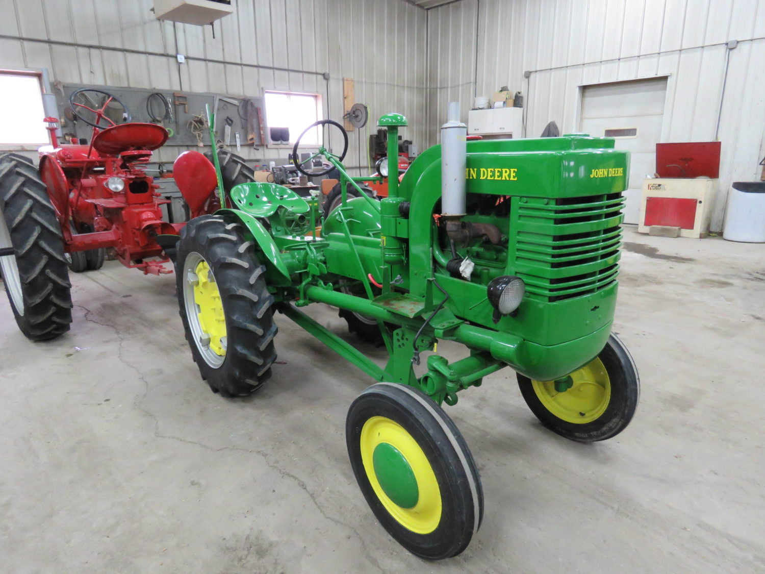Day 1- Antique Tractors, Farm Equipment, Toys, & More- The James Graham Collection - image 9