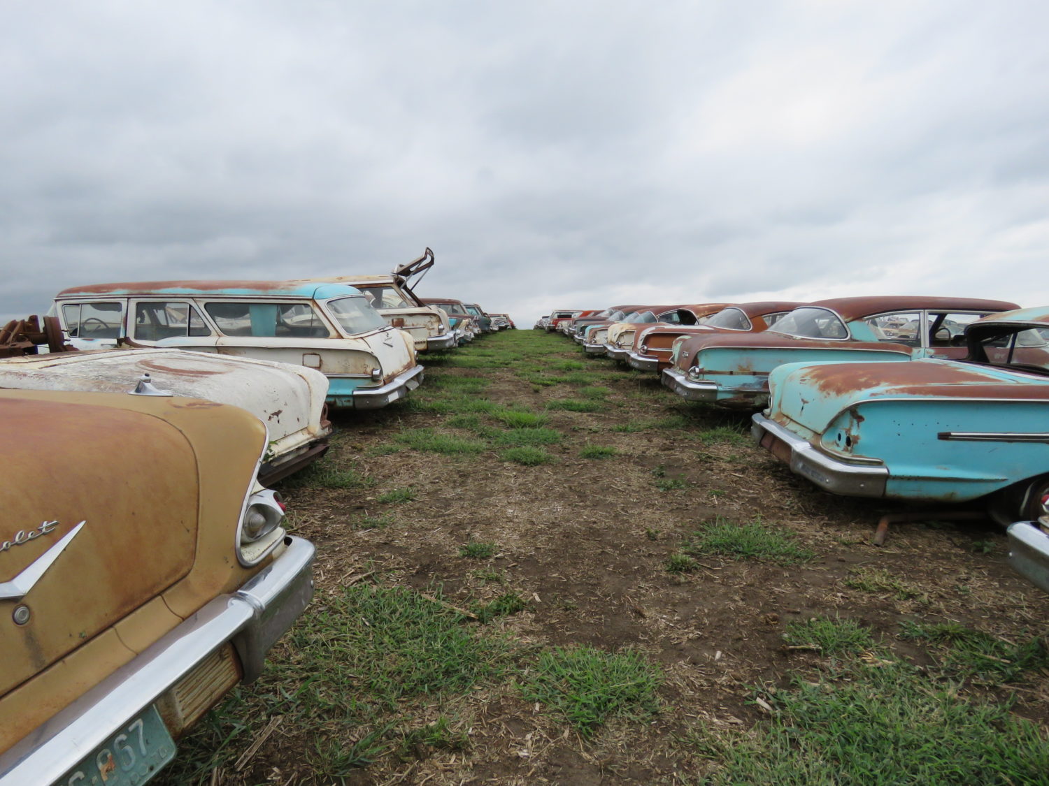 Approx. 300 GM Classic Cars- Impalas, Tri-Five & More! The Robinson Chevrolet Collection Live Onsite & Online! - image 16