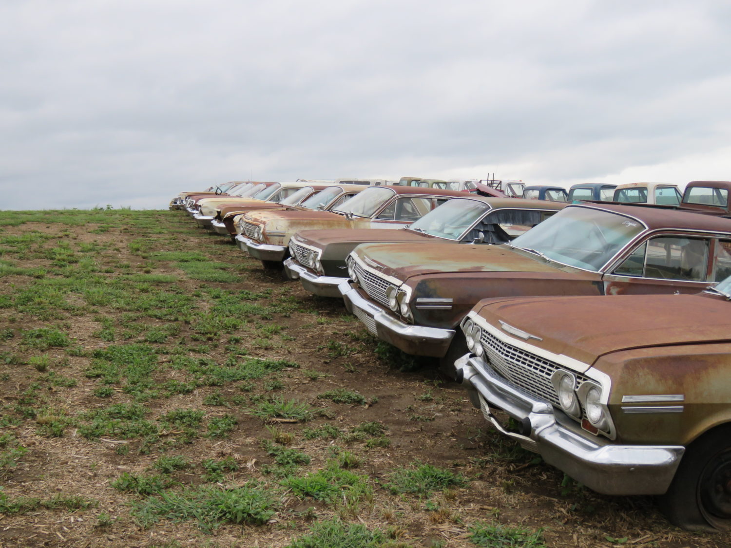 Approx. 300 GM Classic Cars- Impalas, Tri-Five & More! The Robinson Chevrolet Collection Live Onsite & Online! - image 22