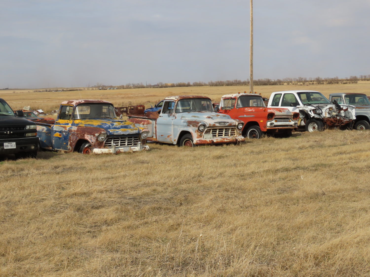 LIVE ONSITE & ONLINE! Approx. 300 Collector Cars, Parts, & More! The Sagaser Collection! June 7th, 2025 - image 36