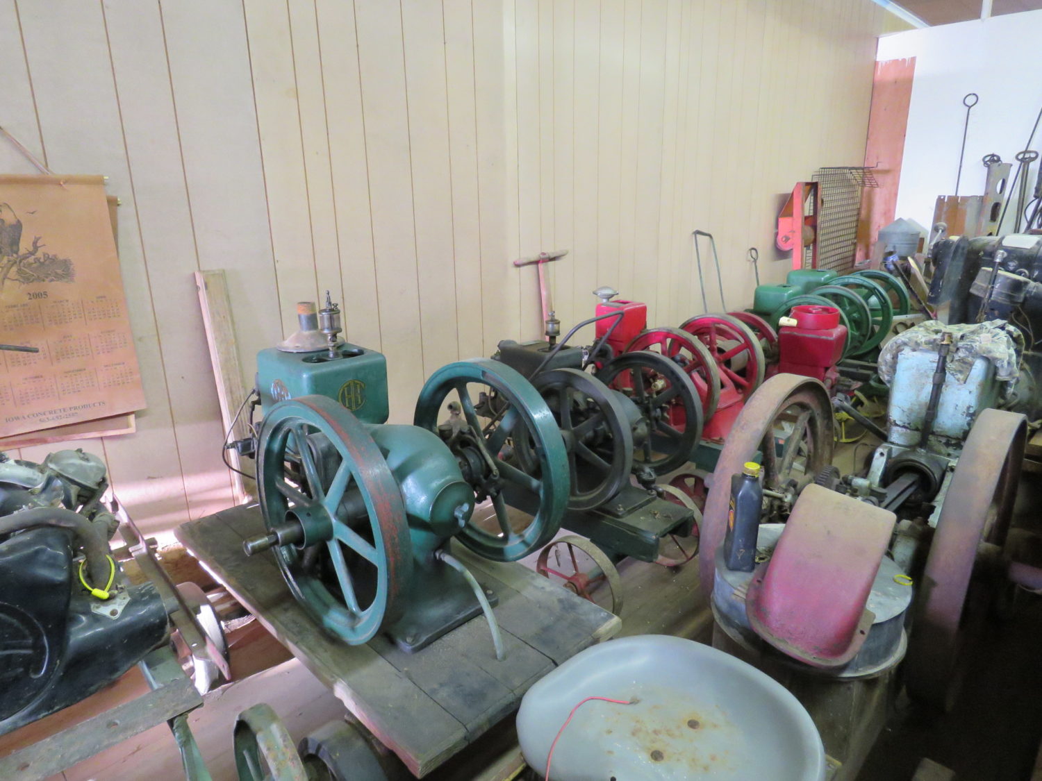 Day 1- Antique Tractors, Stationary Engines- The Bob Smith Collection - image 18