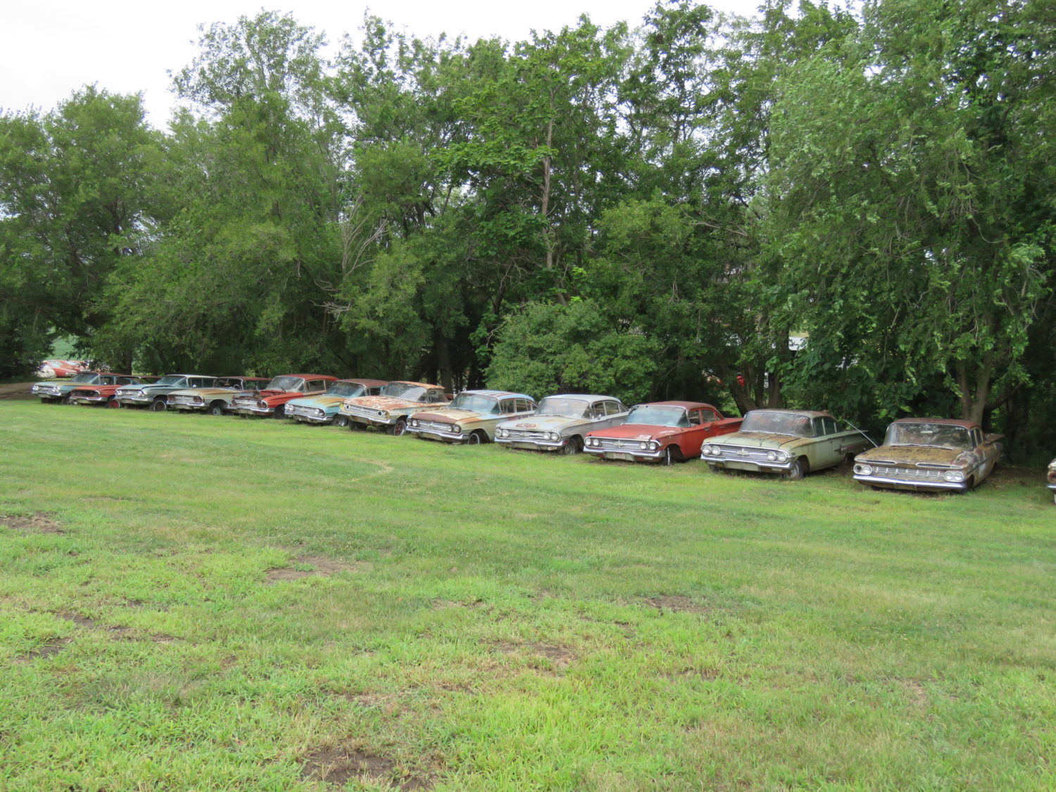 Approx. 300 GM Classic Cars- Impalas, Tri-Five & More! The Robinson Chevrolet Collection Live Onsite & Online! - image 17