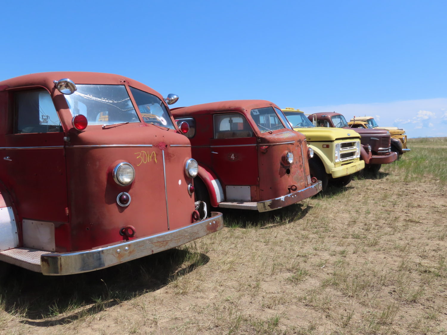 ONLINE ONLY! AMAZING Montana Barn Find! Rare & Classic Vehicles, Antique Tractors, & MUCH More! - image 22