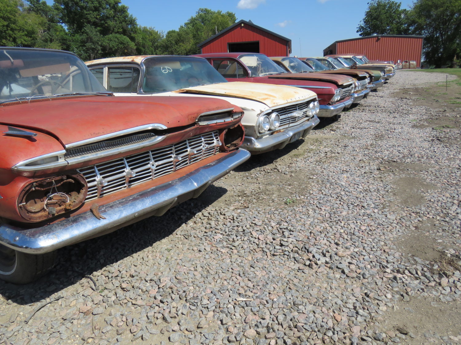 DAY 1-Approx. 90 Classics & Parts- HUGE Classic Car & Truck Auction- Redwood County Truck & Car Collection Auction - image 1
