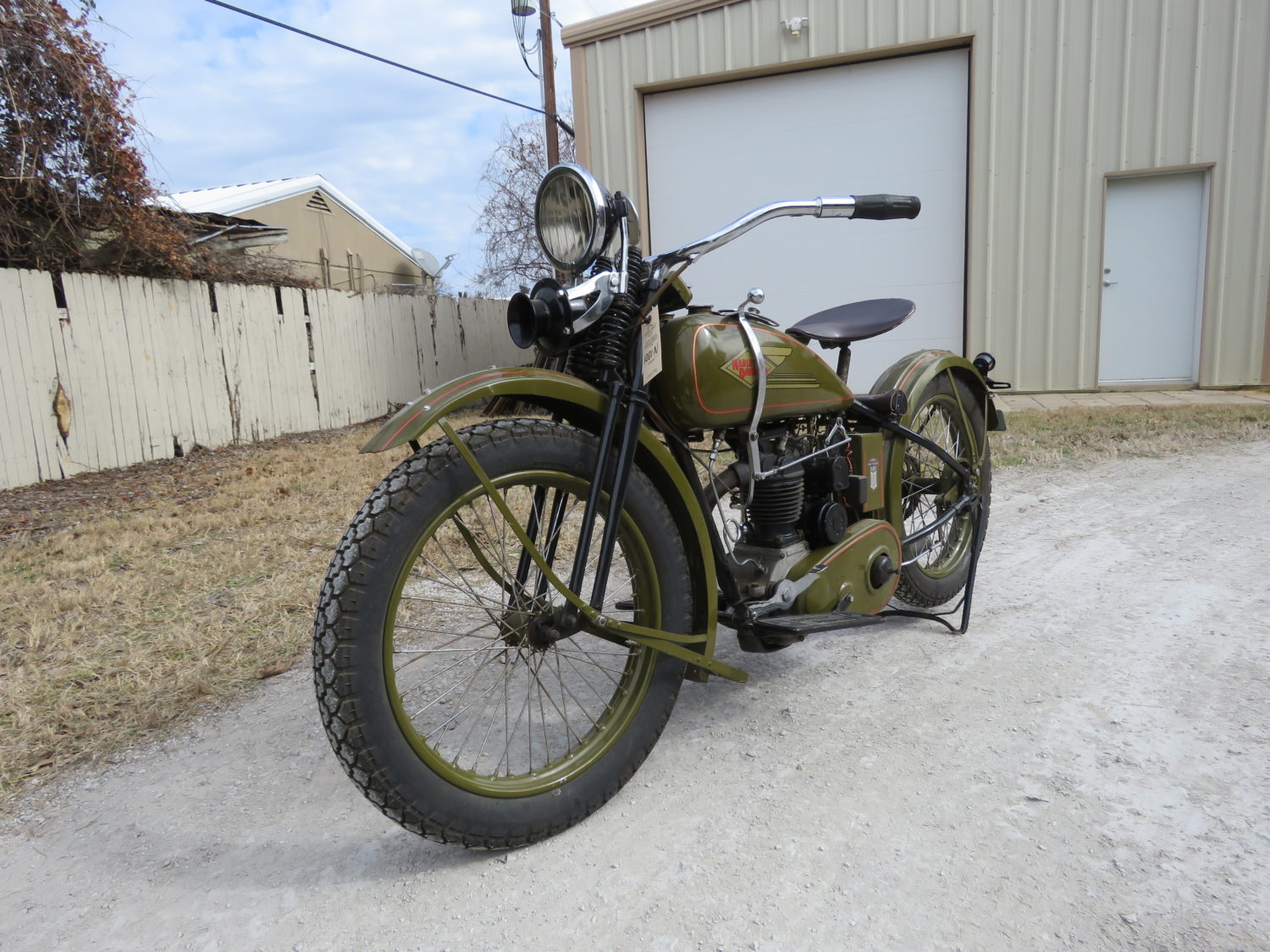 Vintage Harley Davidson Motorcycles & Parts Auction- The Jon Neuman Vintage Harley Davidson Collection  - image 2