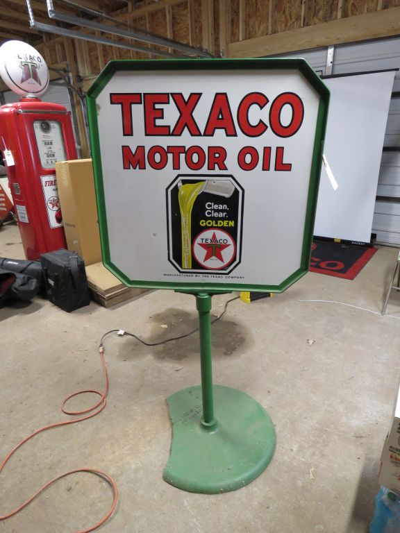Amazing Dehn Collection- Texaco Signs, Gas Pumps, Oil Cans, Classic Cars & More!  - image 38