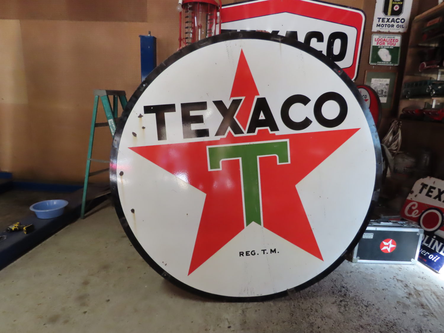 Amazing Dehn Collection- Texaco Signs, Gas Pumps, Oil Cans, Classic Cars & More!  - image 19
