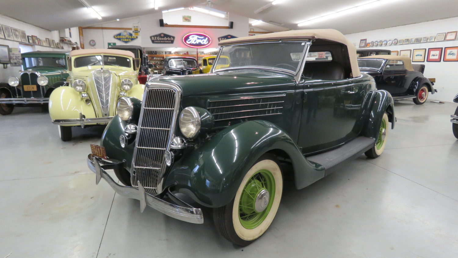 Rare and Beautiful Collector Cars, Parts, Memorabilia & More.. The Pellow Collection - image 7