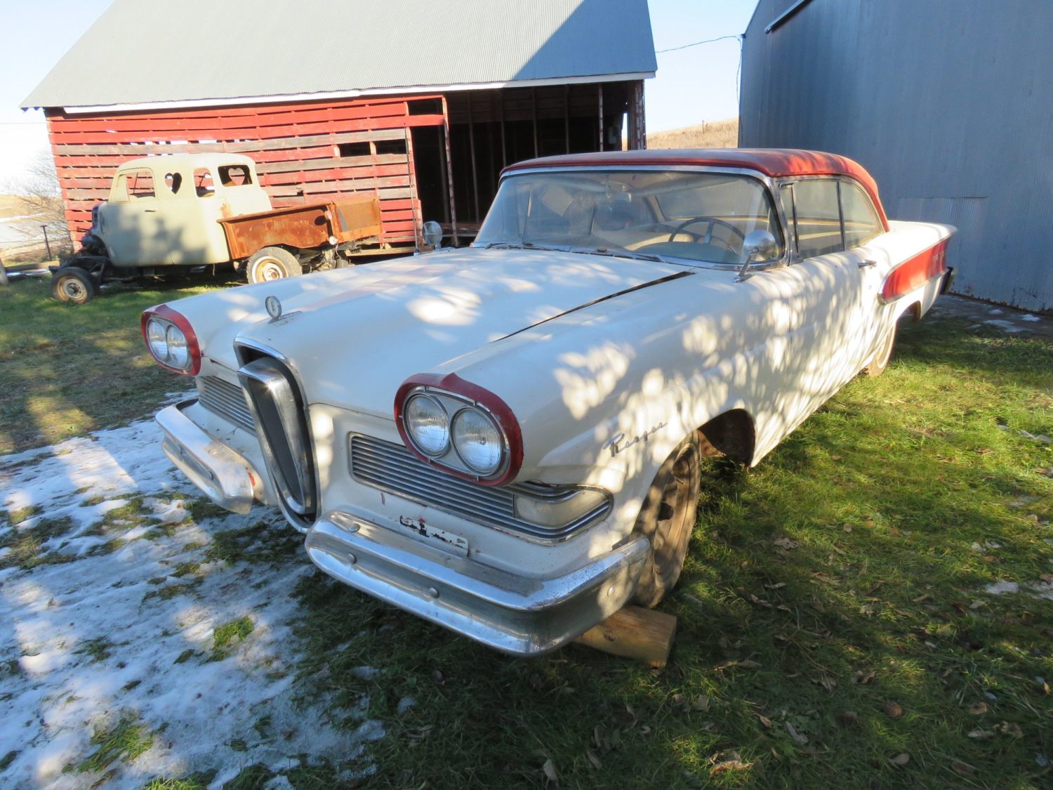 ONLINE ONLY AUCTION!  Cadillacs, Scooters, & More Collector Cars! Bidding Ends 12-2-18!  - image 15