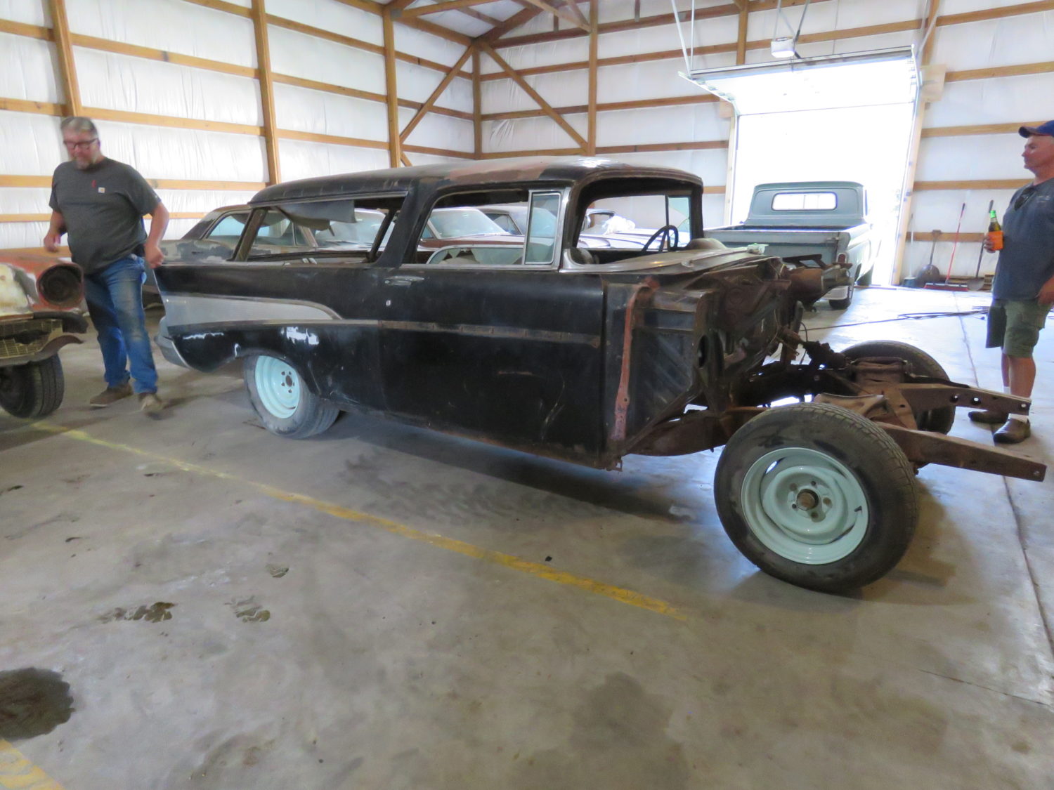 Approx. 300 GM Classic Cars- Impalas, Tri-Five & More! The Robinson Chevrolet Collection Live Onsite & Online! - image 15