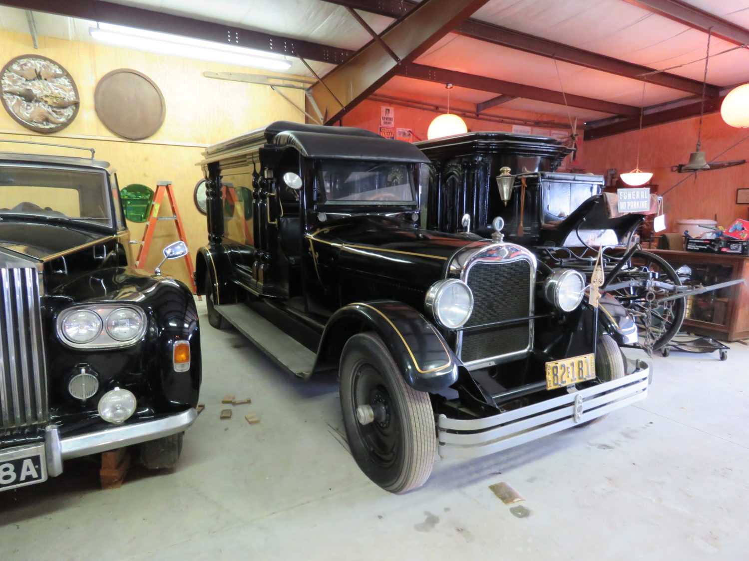 THE AMAZING JOHN LEWIS COLLECTION-PREWAR CARS & TRUCKS & MORE! - image 3