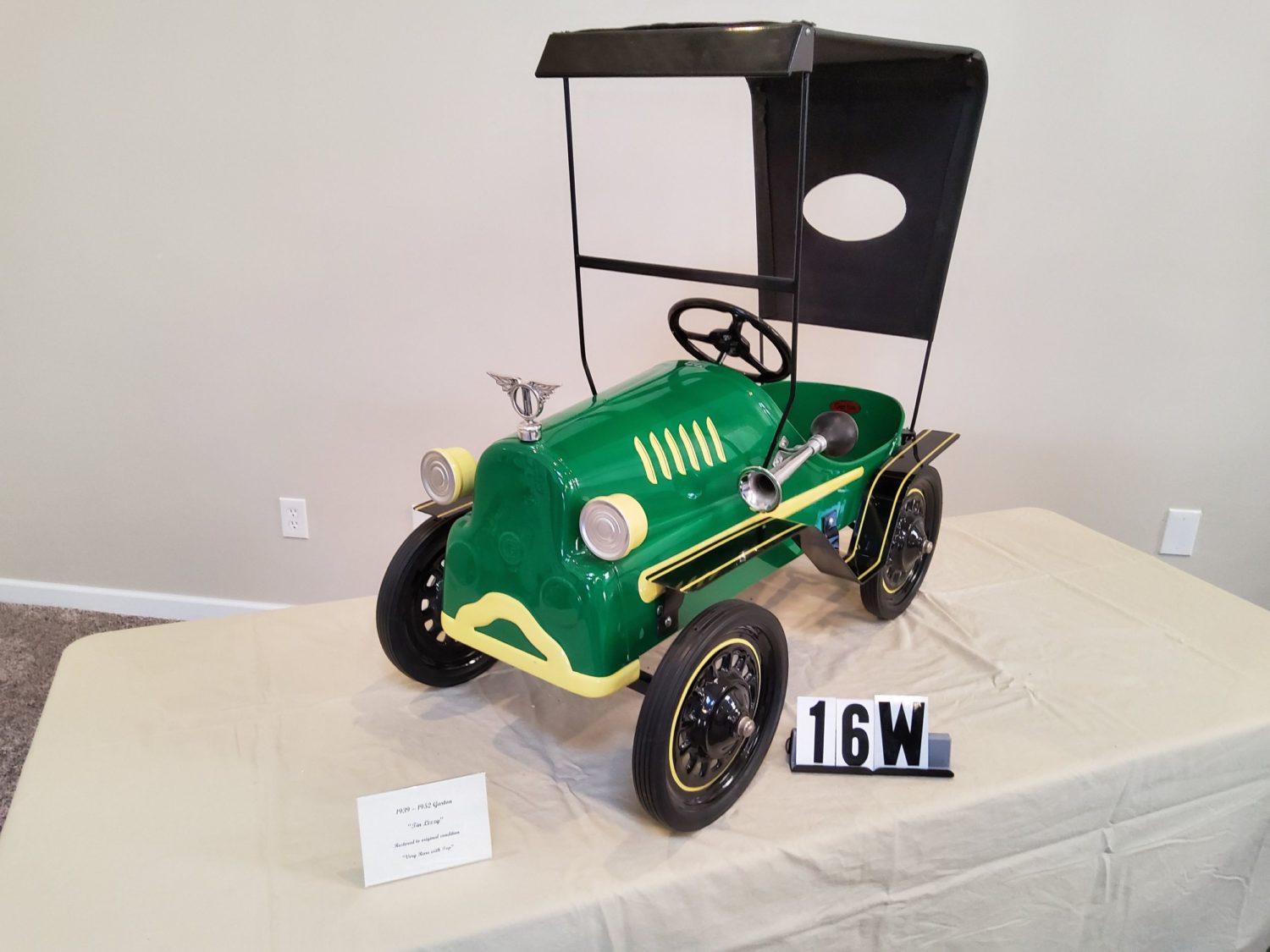 ONLINE ONLY- The Fabulous & Rare Nebraska Pedal Car Collection - image 4