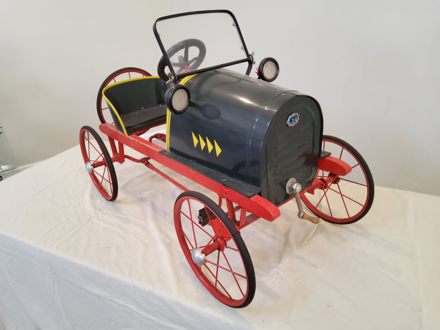 ONLINE ONLY- The Fabulous & Rare Nebraska Pedal Car Collection - image 5