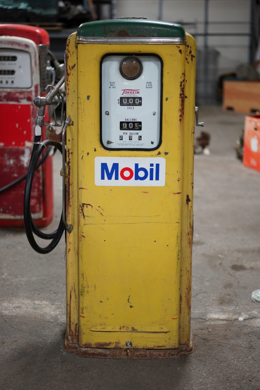 Gas Pump - Image 1