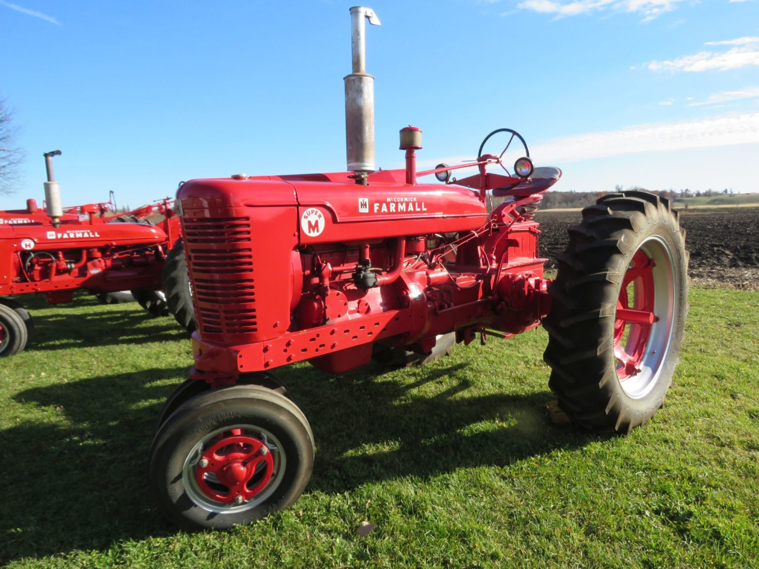 ONLINE ONLY! The Stanley International Tractor, Literature, and Parts Collection.  - image 7