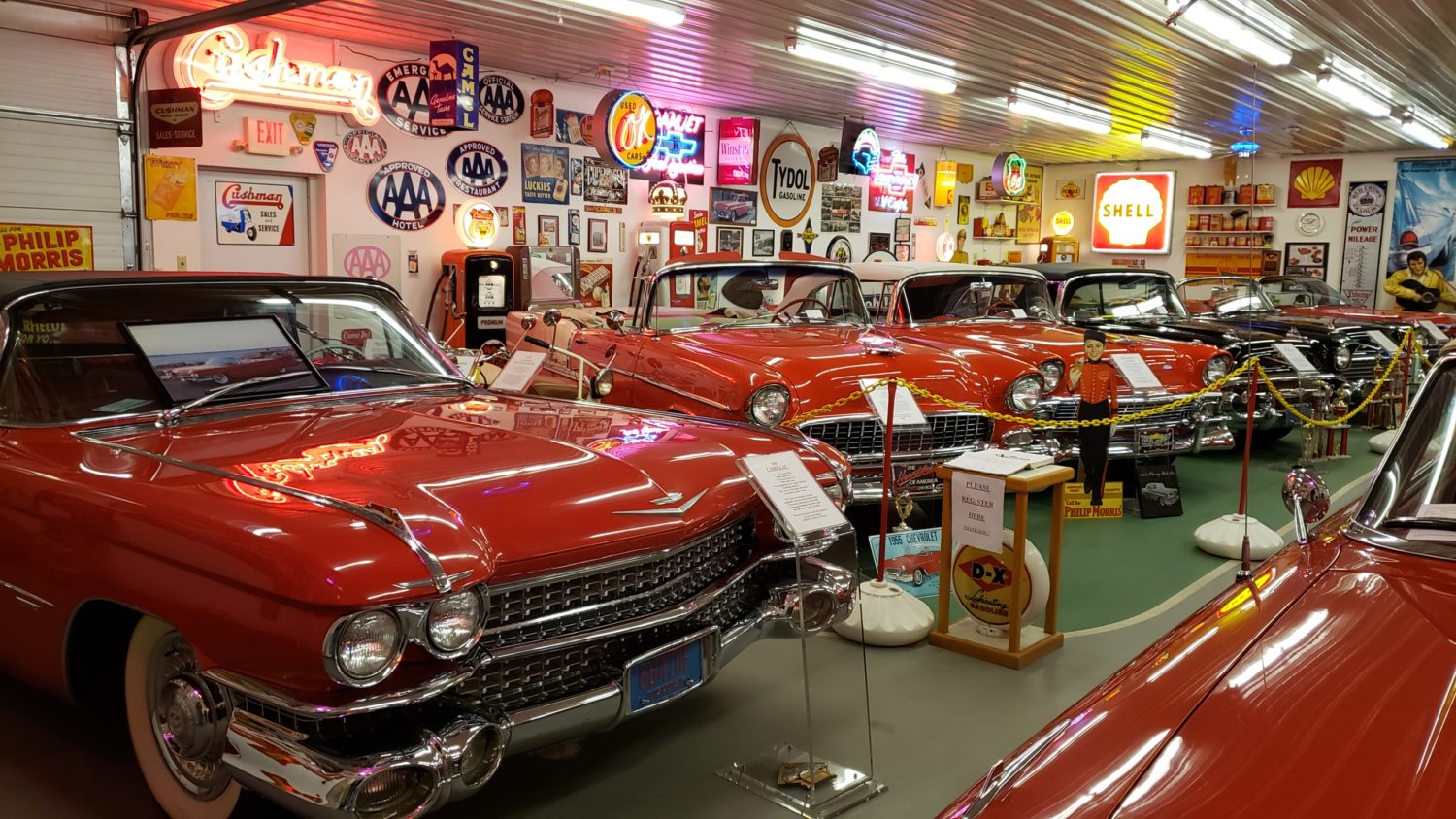 The Larry & Dawn Menard Collection-Fabulous Collector Cars, Memorabilia, & More..  - image 1