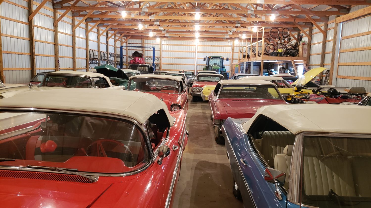 Fabulous Convertibles-Muscle- Tractors & More! The Windels Collection - image 3
