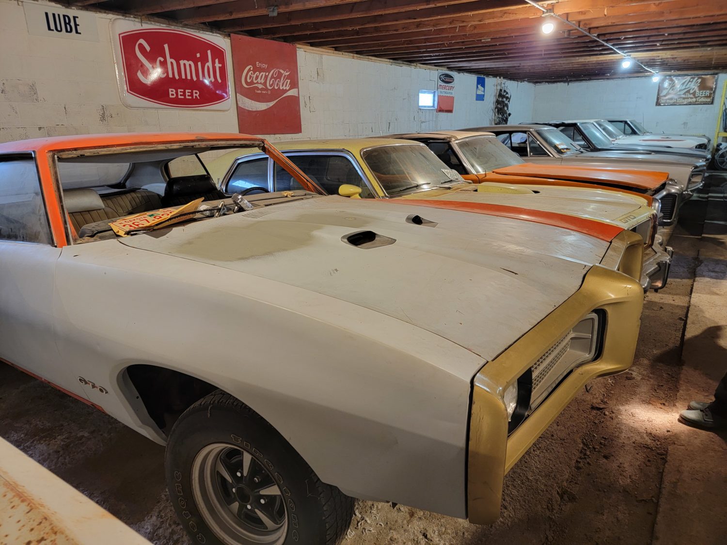 Amazing Pontiac Auction! 