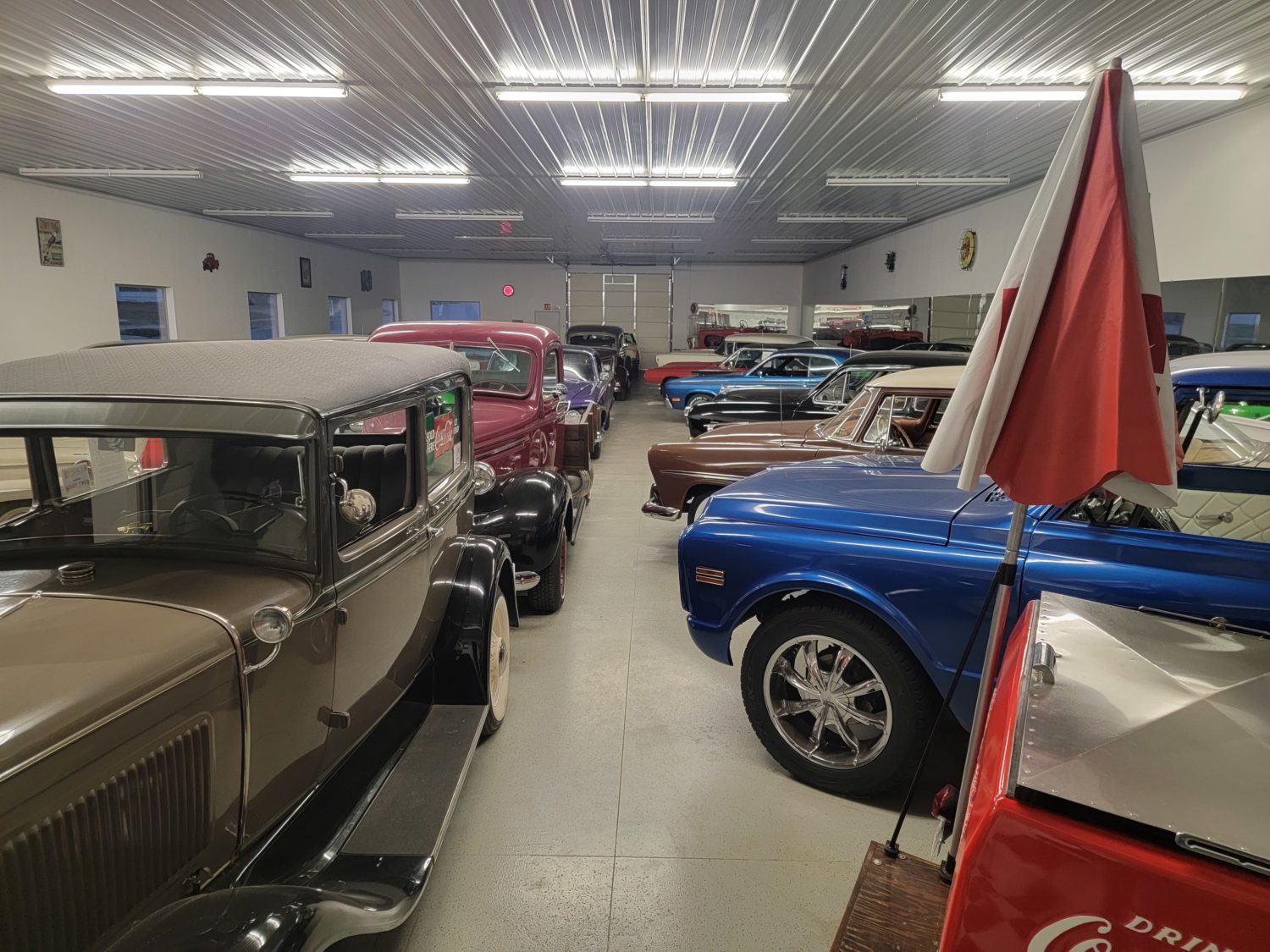 Approx. 100 American Classics At Auction! The Sorensen Collection - image 4