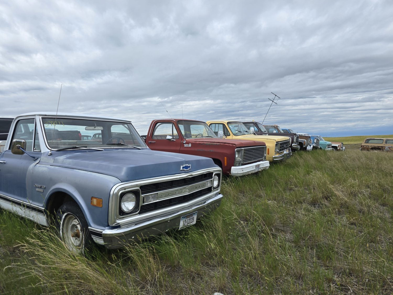 ONLINE ONLY! AMAZING Montana Barn Find! Rare & Classic Vehicles, Antique Tractors, & MUCH More! - image 10