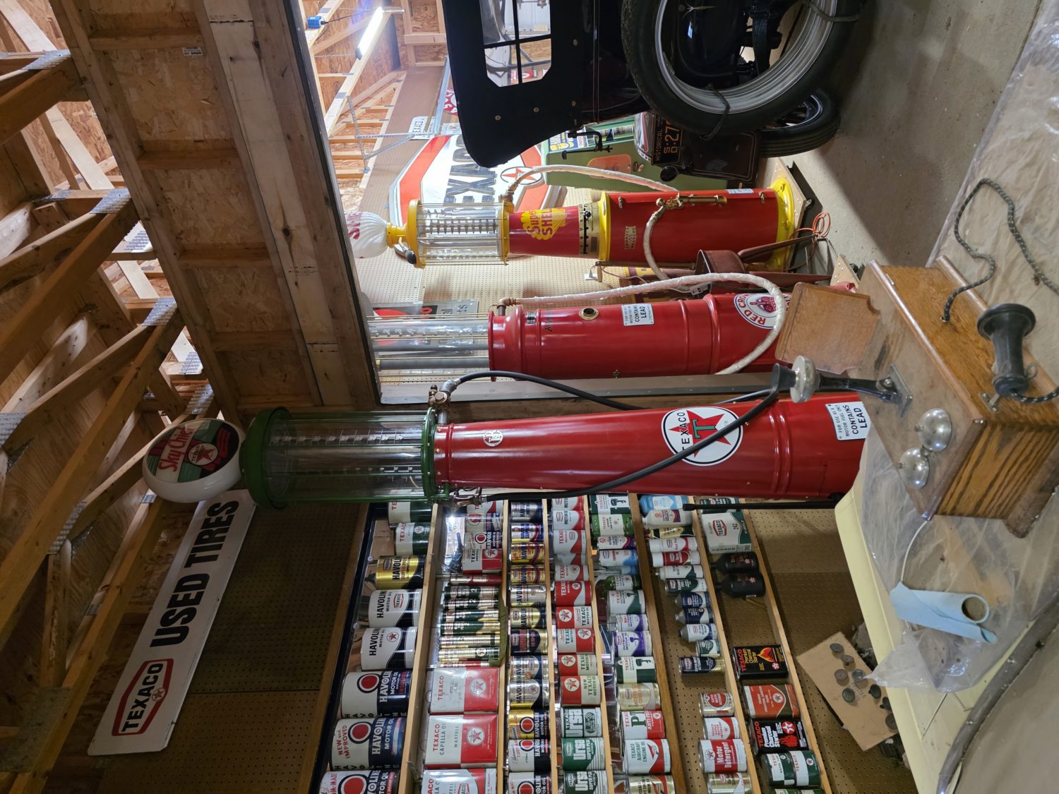 Amazing Dehn Collection- Texaco Signs, Gas Pumps, Oil Cans, Classic Cars & More!  - image 4