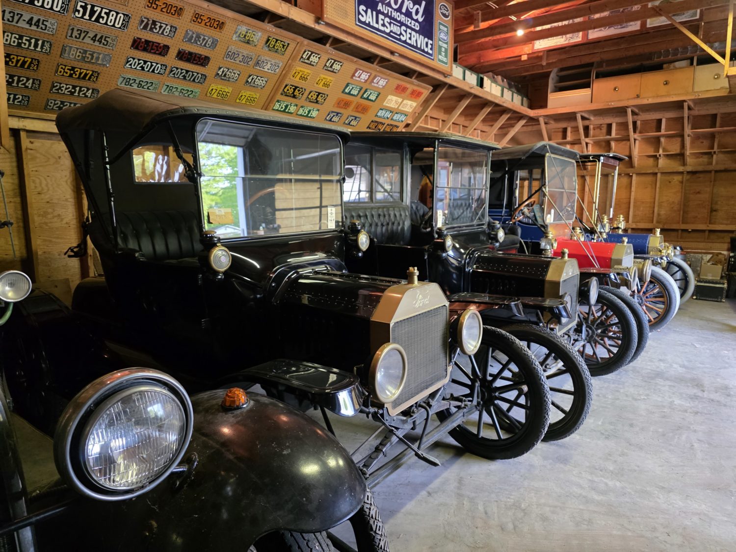 Rare & Early Ford Model T Cars, Parts, Buggies and More! The Jim & LuLu Finney Collection - image 4