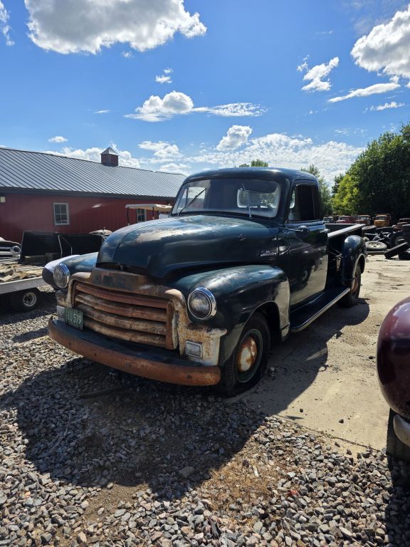 DAY 2- MAIN DAY! Approx. 300 Classic Trucks, Pickups, Cars! The Redwood County Truck & Car Collection! - image 29