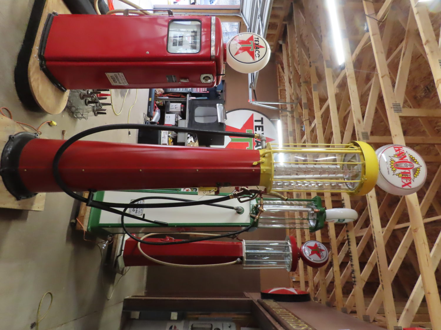 Amazing Dehn Collection- Texaco Signs, Gas Pumps, Oil Cans, Classic Cars & More!  - image 10