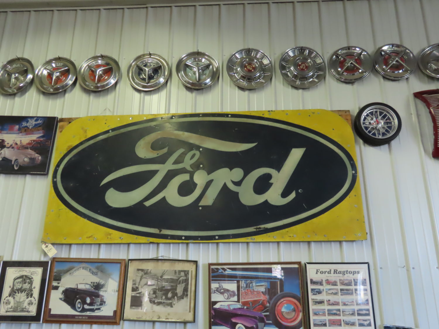 DUE TO UNFORSEEN FAMILY EMERGENCY- SELLER HAS CANCELLED THE SALE!!!!!! 1940 Ford Cars, Parts, Antique Tractors, Shop Equipment, & More! The Willie Schields Collection! Live Onsite-With Online Bidding - image 5
