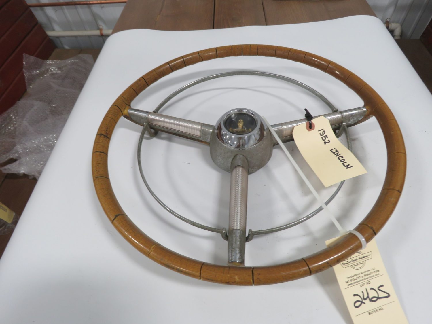 1952 Lincoln Original Steering wheel with horn ring - Image 1