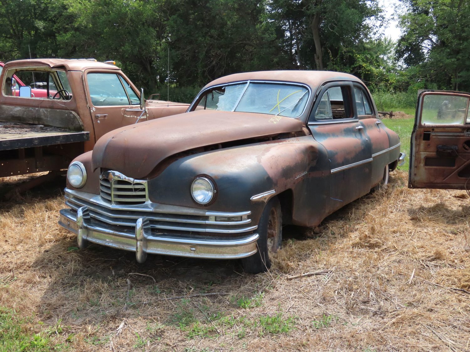 1949-50 Packard 4dr Sedan for project or Parts - Image 1