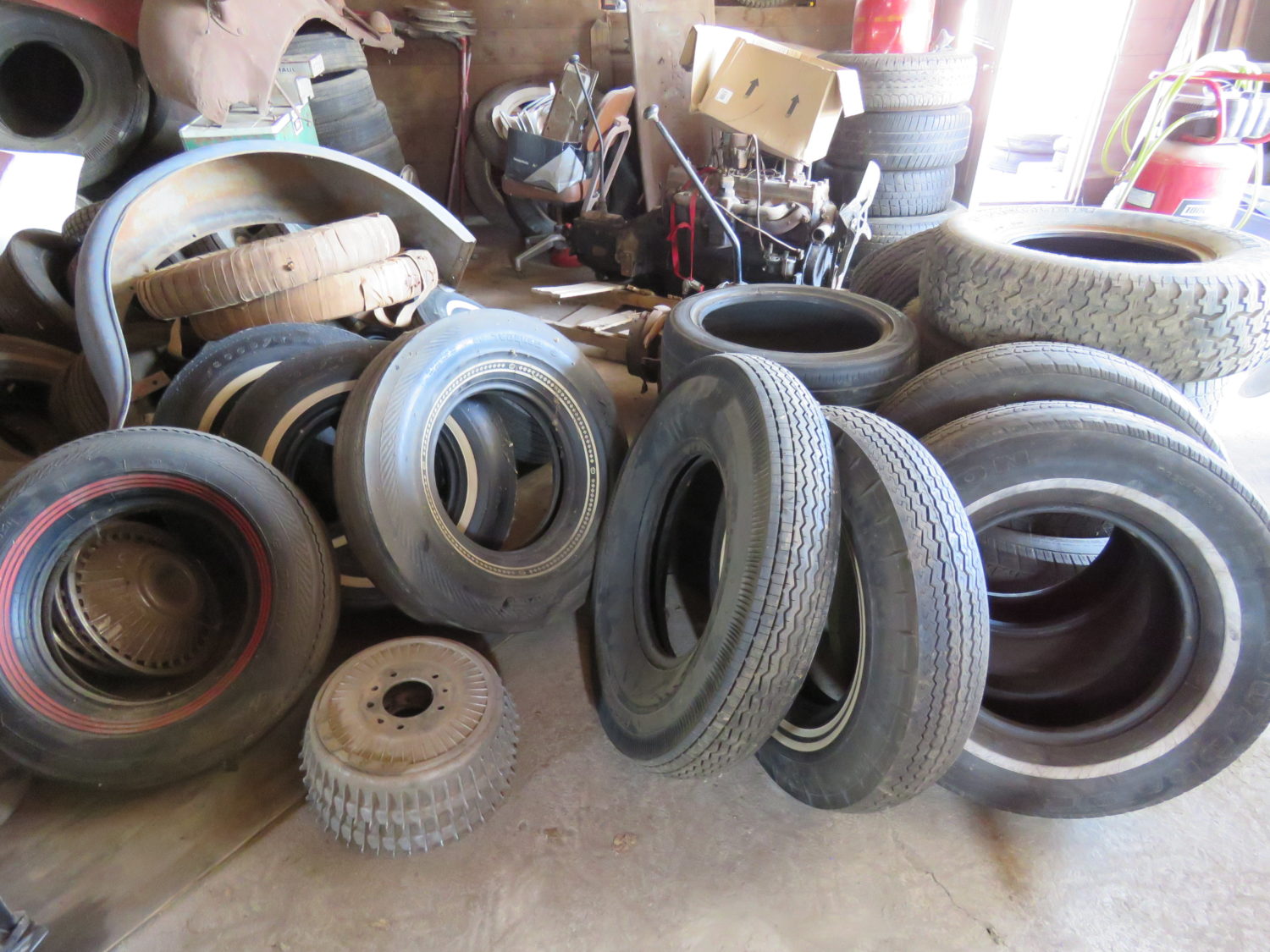 DAY 1-Approx. 90 Classics & Parts- HUGE Classic Car & Truck Auction- Redwood County Truck & Car Collection Auction - image 25