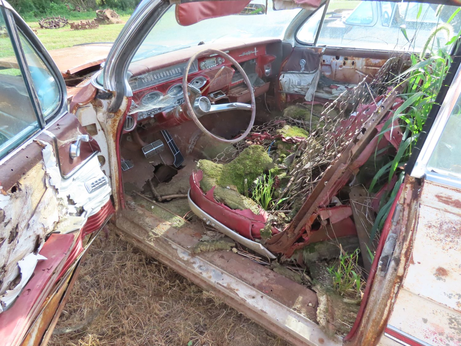 1961 Oldsmobile 98 Convertible for Project or Parts - Image 6