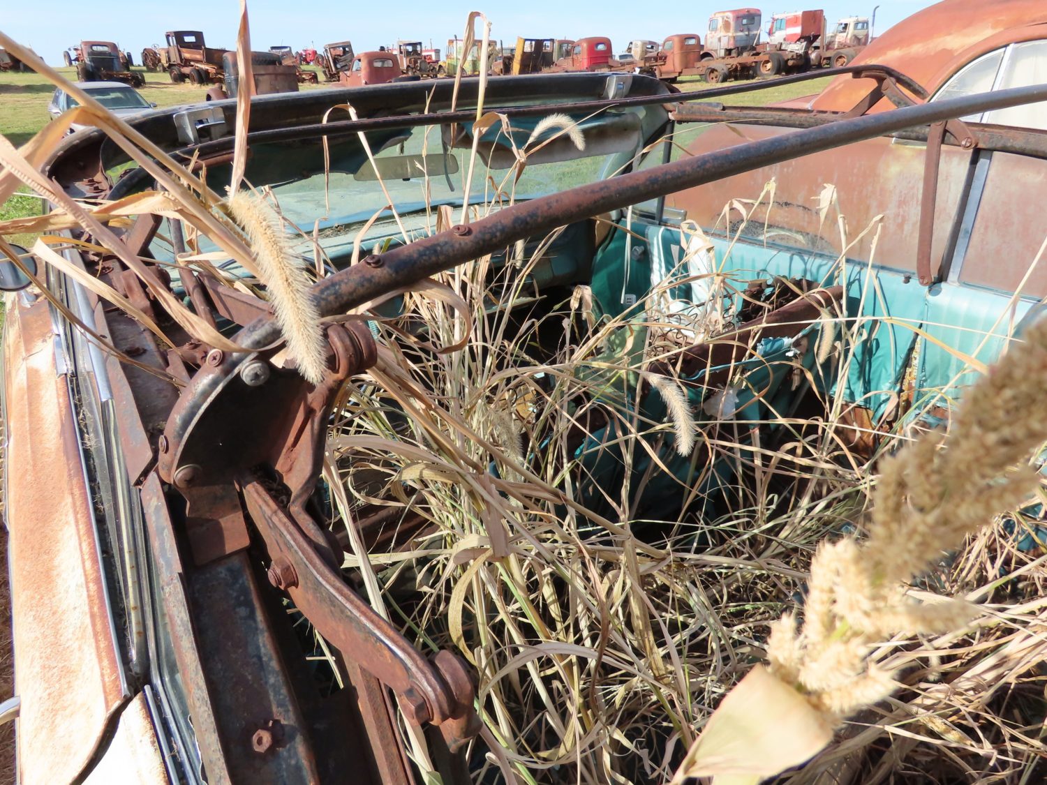 1960's Pontiac Bonneville for Project or Parts - Image 5