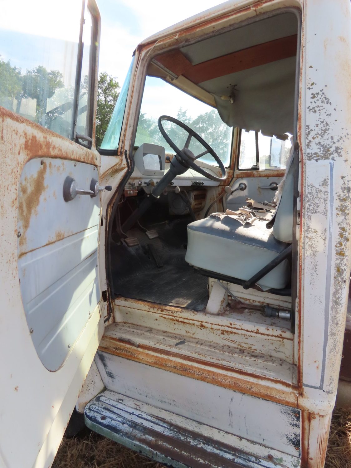 1954 International R190 Truck - Image 5