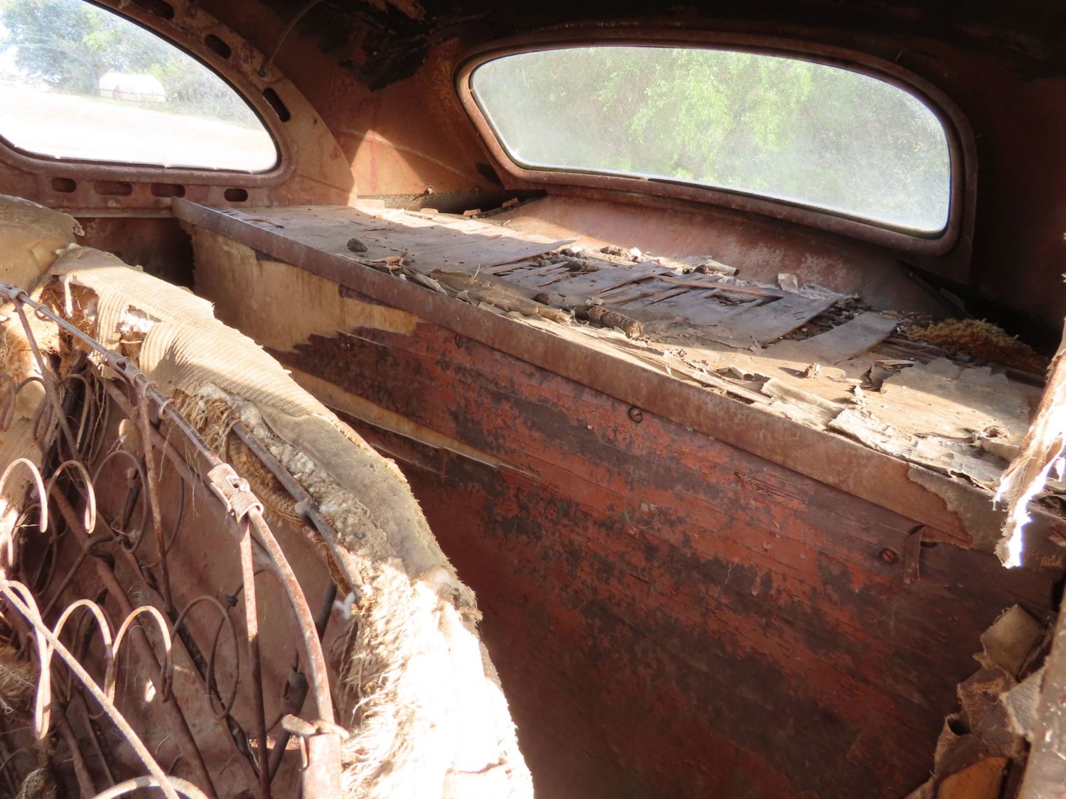 1942 Pontiac Coupe for Rod or Restore - Image 7