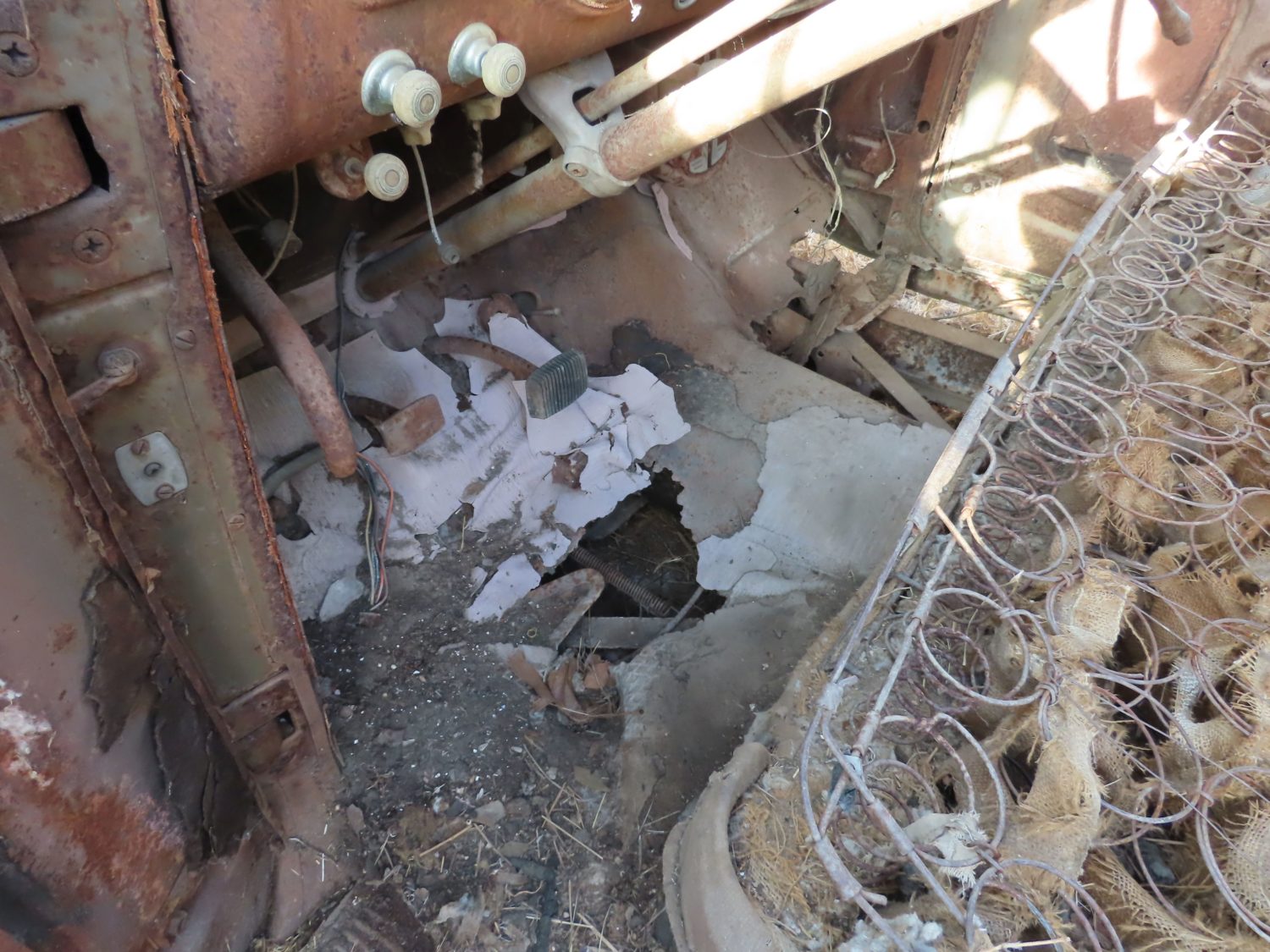 1942 Pontiac Coupe for Rod or Restore - Image 8