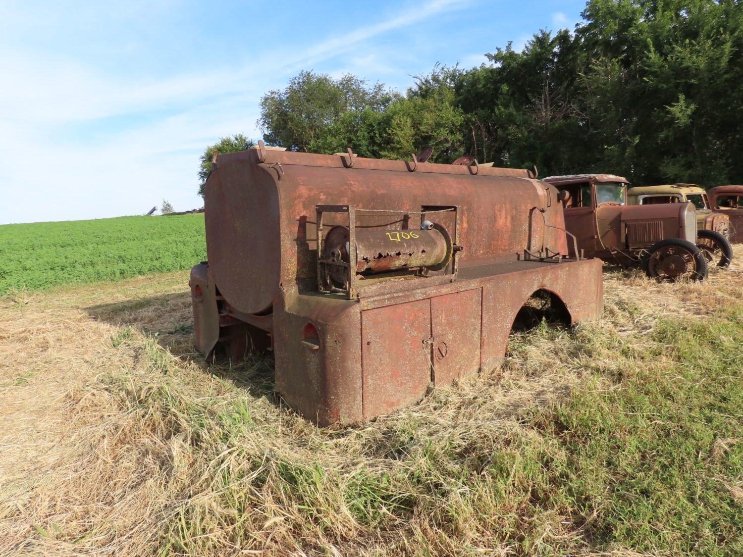 Teardrop Fuel Tank - Image 1