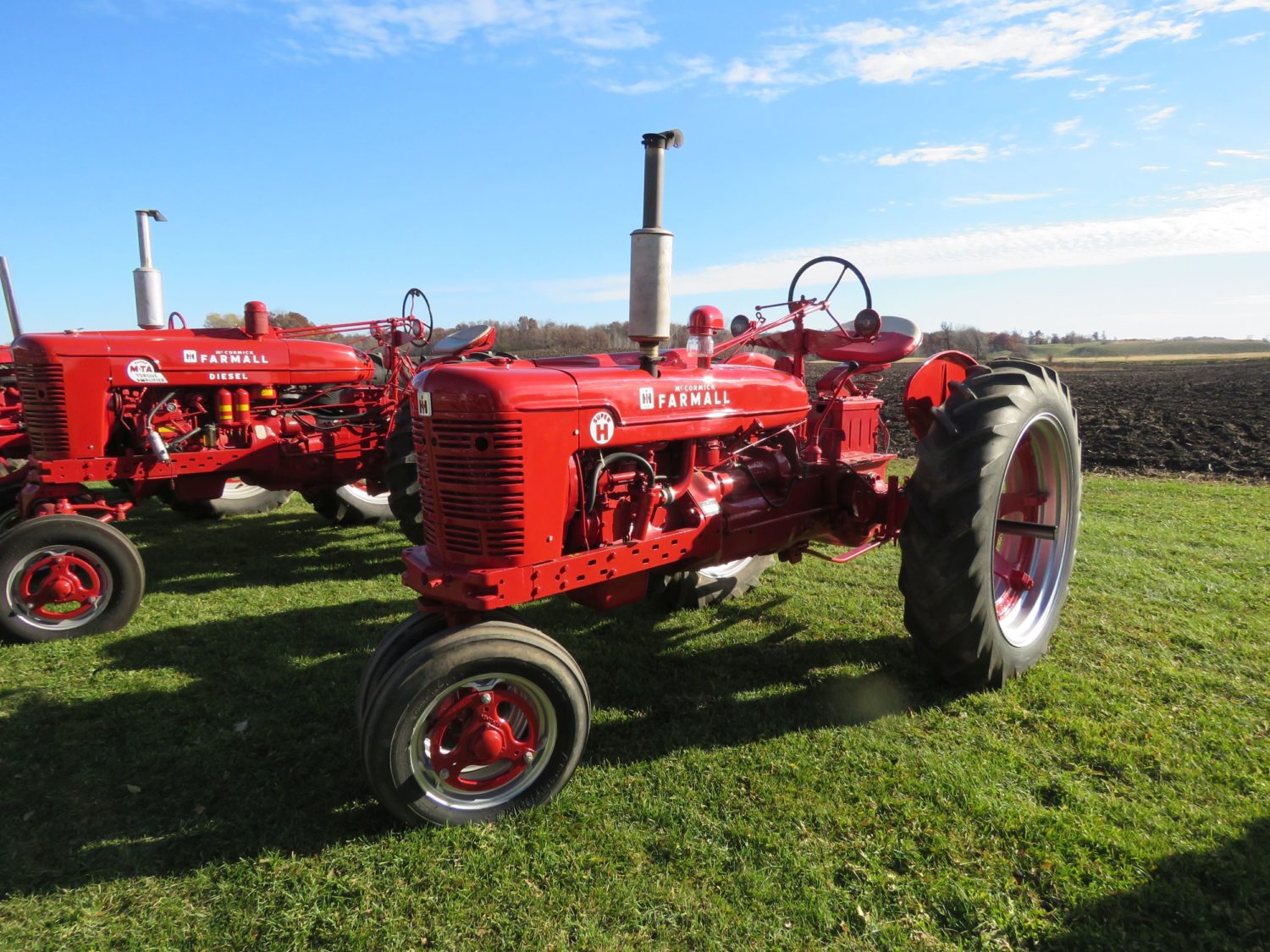 ONLINE ONLY! The Stanley International Tractor, Literature, and Parts Collection.  - image 6