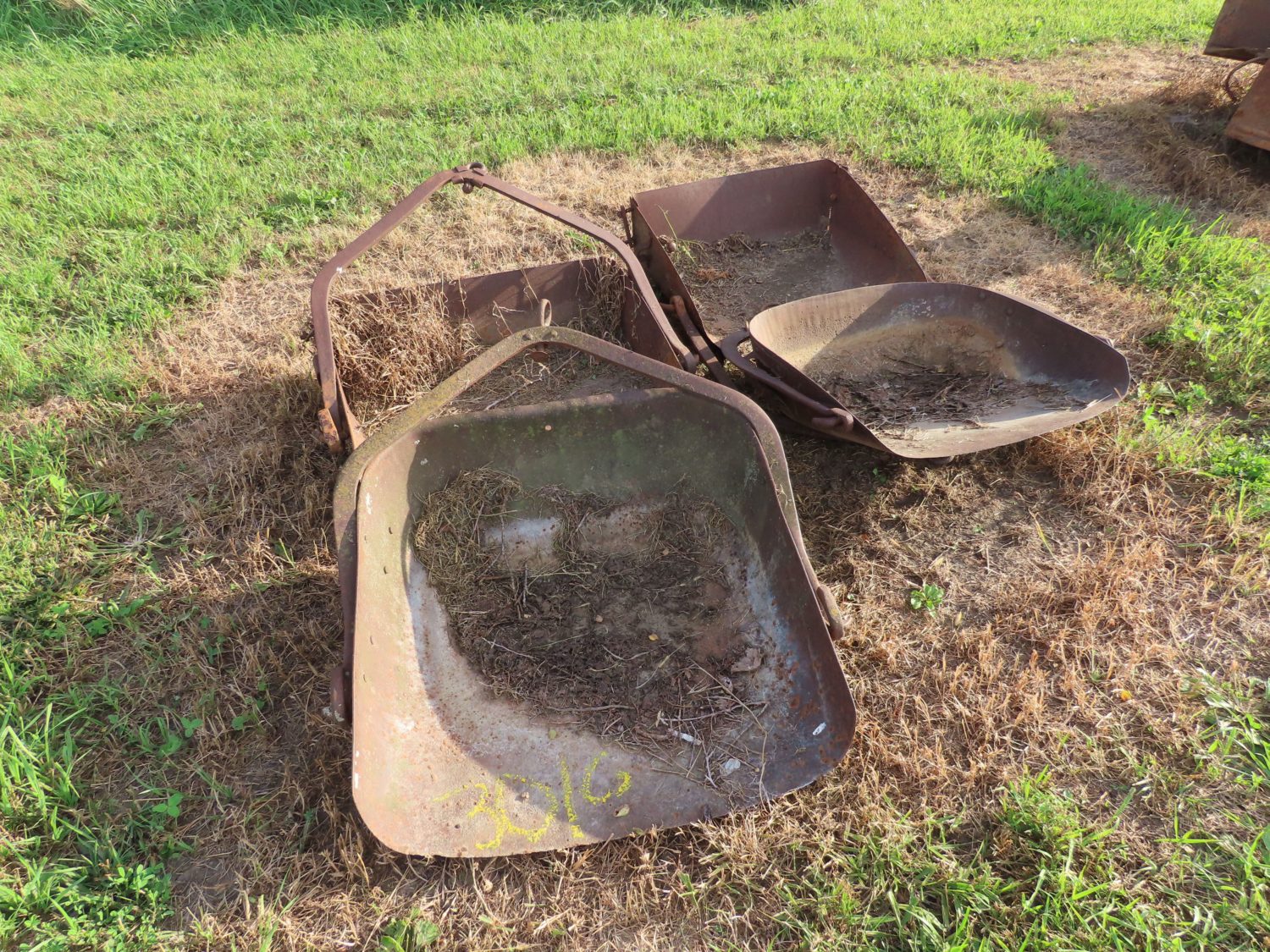 Dump Bucket Machinery Group - Image 1