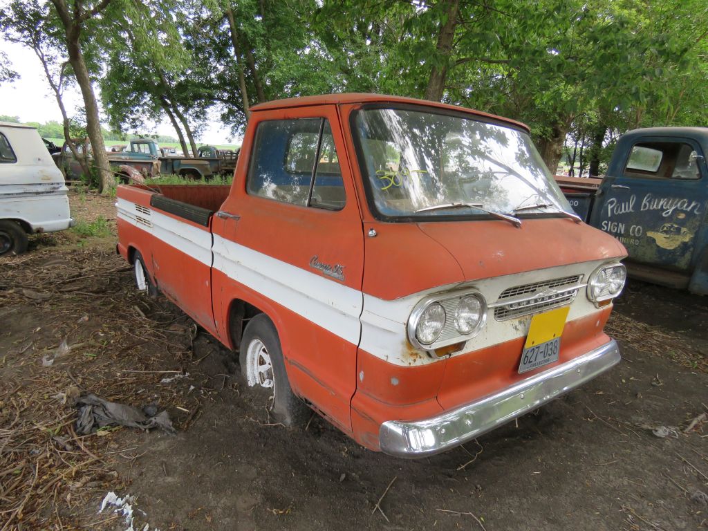 DAY 1-Approx. 90 Classics & Parts- HUGE Classic Car & Truck Auction- Redwood County Truck & Car Collection Auction - image 4