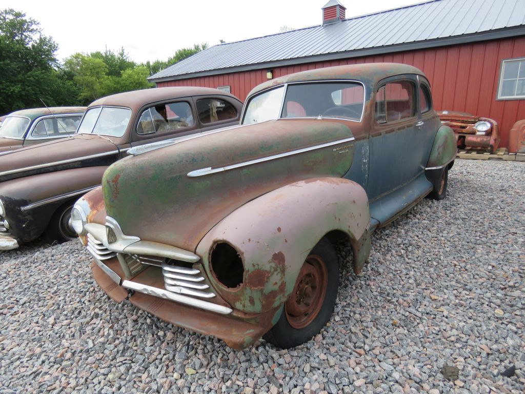 DAY 1-Approx. 90 Classics & Parts- HUGE Classic Car & Truck Auction- Redwood County Truck & Car Collection Auction - image 18