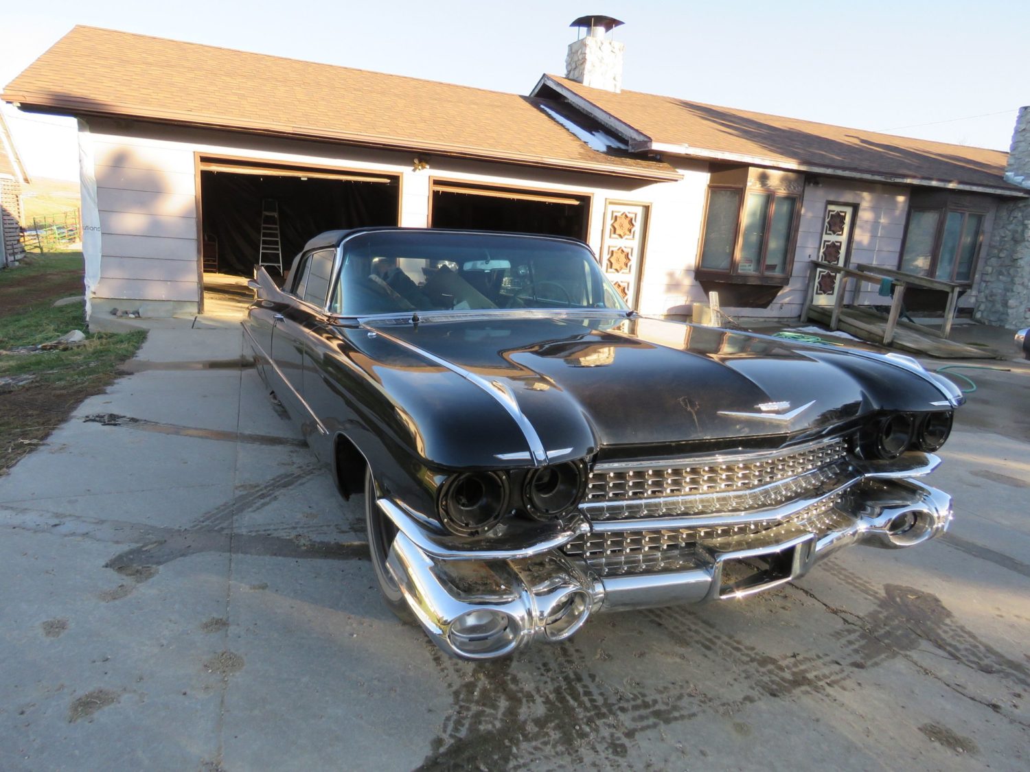 ONLINE ONLY AUCTION!  Cadillacs, Scooters, & More Collector Cars! Bidding Ends 12-2-18!  - image 9