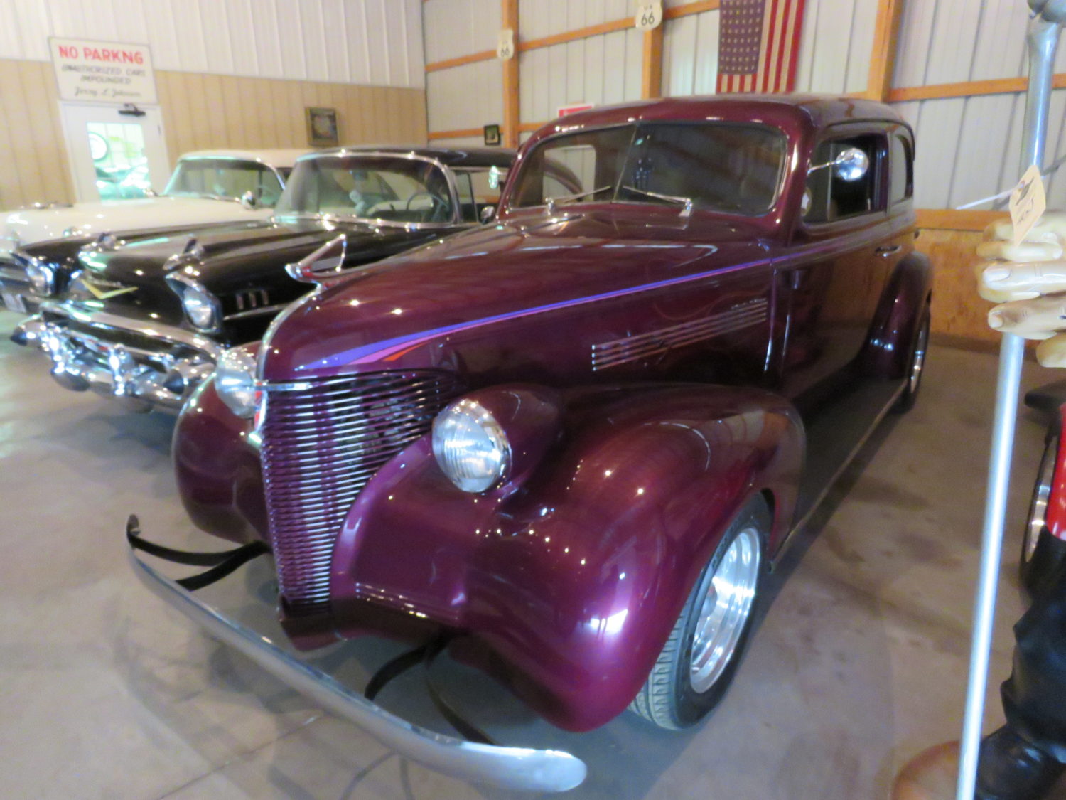 FABULOUS COLLECTOR CARS, MEMORABILIA, & MORE AT AUCTION-JERRY JOHNSON ESTATE! - image 6