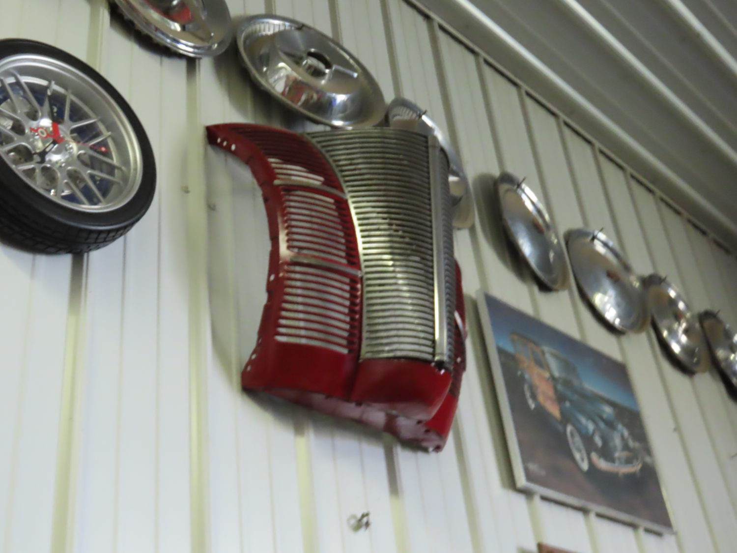 DUE TO UNFORSEEN FAMILY EMERGENCY- SELLER HAS CANCELLED THE SALE!!!!!! 1940 Ford Cars, Parts, Antique Tractors, Shop Equipment, & More! The Willie Schields Collection! Live Onsite-With Online Bidding - image 9