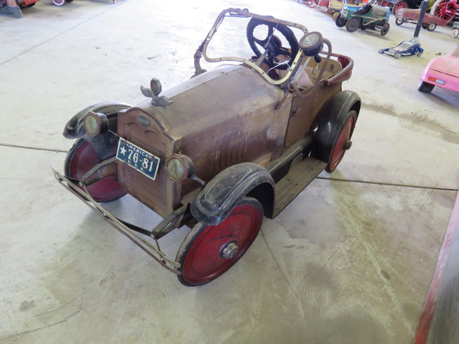Collector Vehicles, Parts, Vintage Toys and Pedal Cars & More.. The Doan Collection - image 10