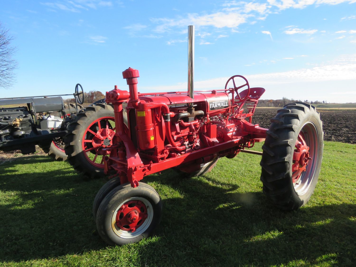 ONLINE ONLY! The Stanley International Tractor, Literature, and Parts Collection.  - image 4