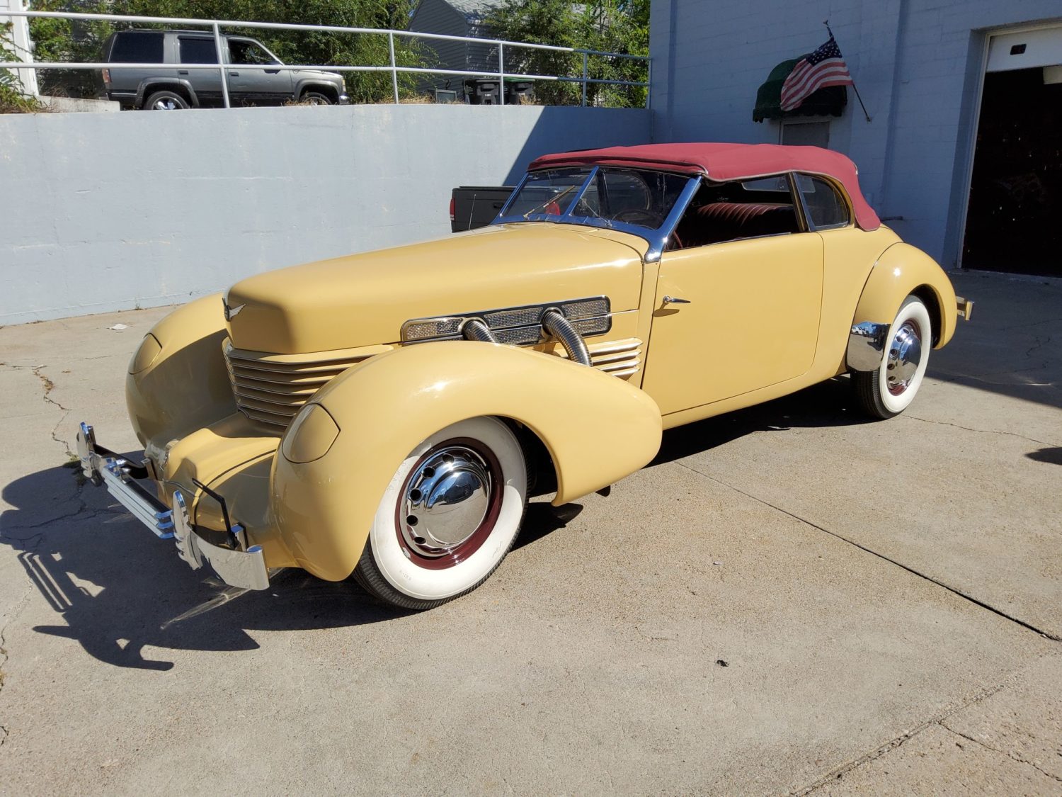 ONLINE ONLY! 1936 Cord, 1959 Cadillac & More Vintage Classic Cars! The John Agee Collection! - image 1