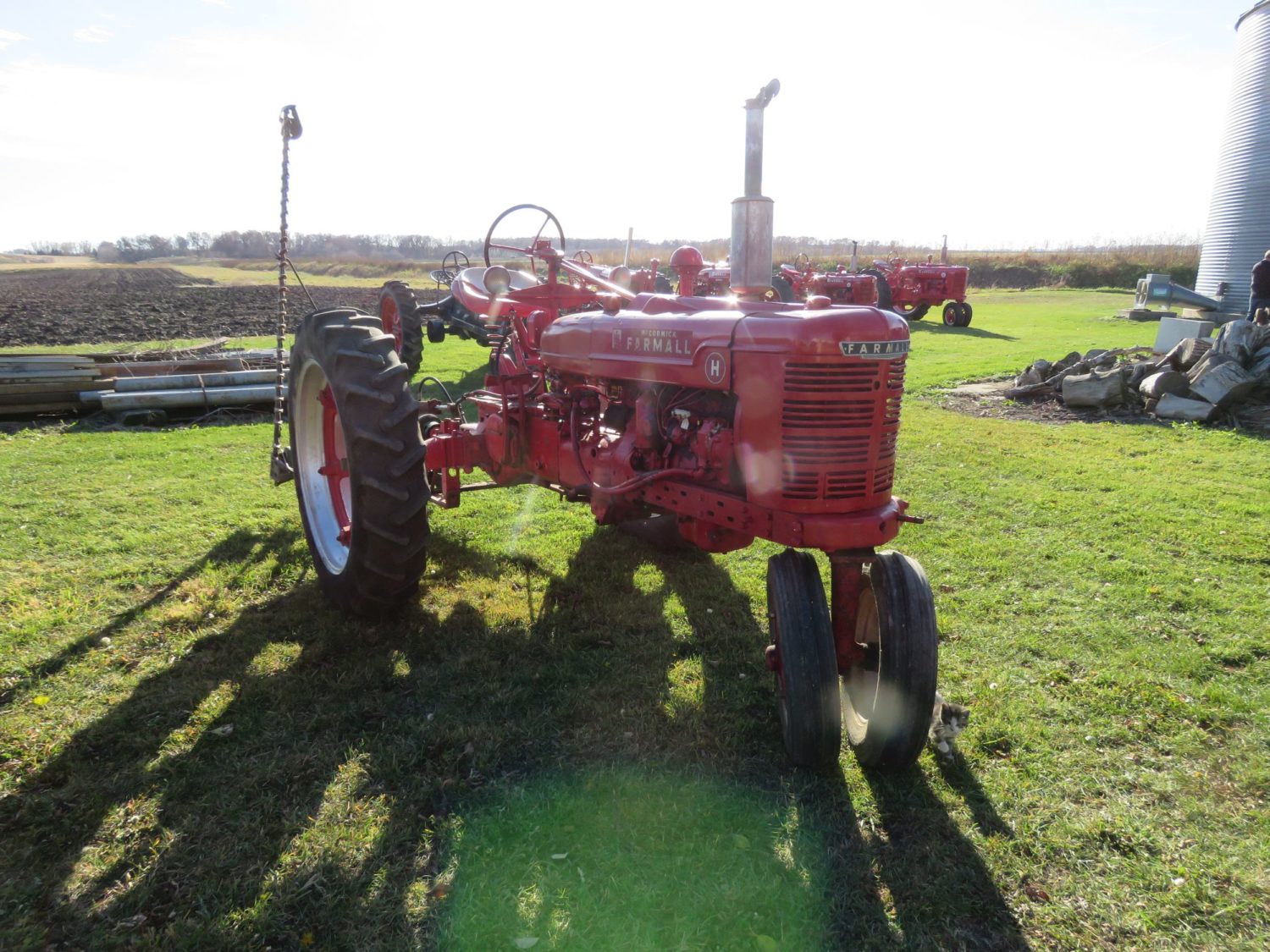 ONLINE ONLY! The Stanley International Tractor, Literature, and Parts Collection. - image 2