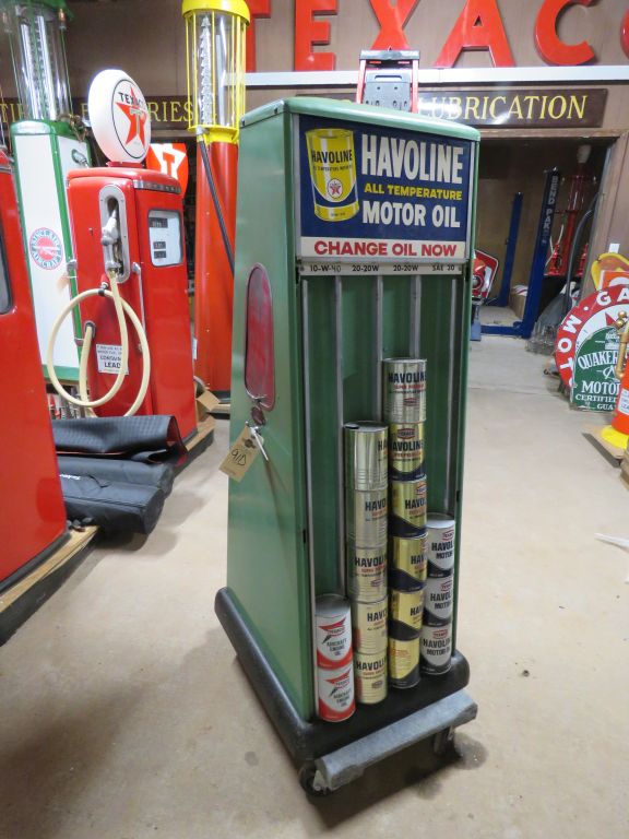 Amazing Dehn Collection- Texaco Signs, Gas Pumps, Oil Cans, Classic Cars & More!  - image 36